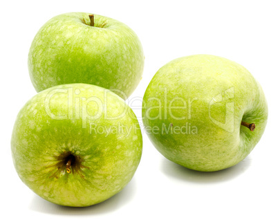 Apple granny smith isolated on white