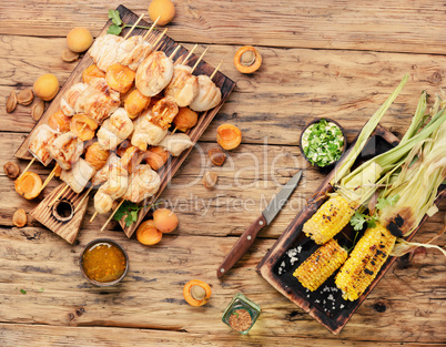 Bbq turkey meat on wooden skewers