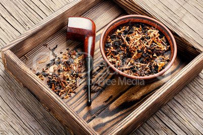 Wooden tobacco pipe