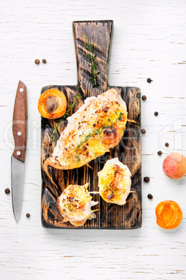 Grilled chicken with apricot