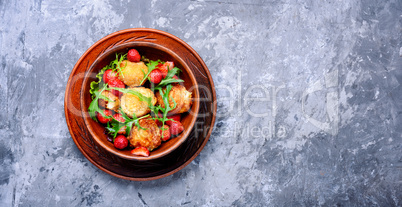 Salad with strawberry and fried cheese