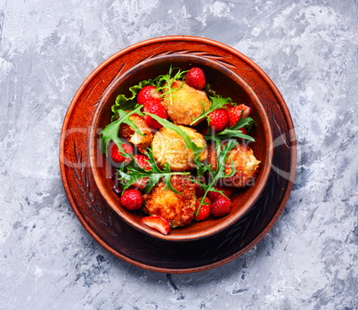 Salad with strawberry and fried cheese