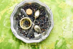 Pile of dry juniper berries