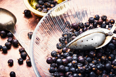 Pile of dry juniper berries