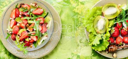 Vitamin salad with strawberry