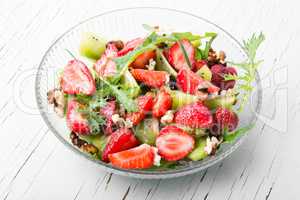salad with strawberry