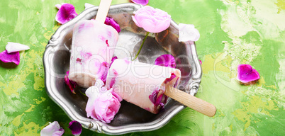 Sundae with taste of rose