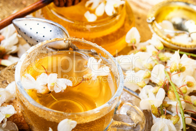 Tea with acacia flavor