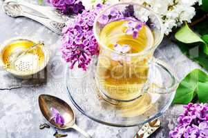 Tea with lilac flavor