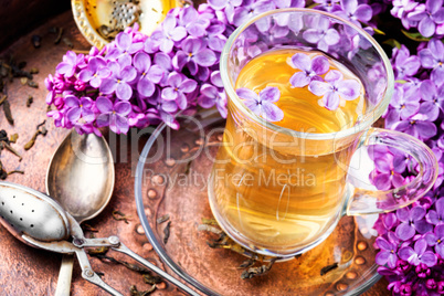 Tea with lilac flavor