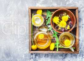 healthy dandelion honey and tea