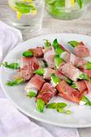 Snack of peas and ham