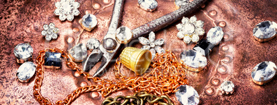 Making of handmade jewellery