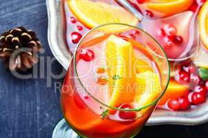 Refreshing sangria with fruits