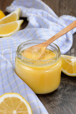 lemon kurd - custard on fruit juice