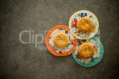 Mooncakes on Mid-Autumn lanterns