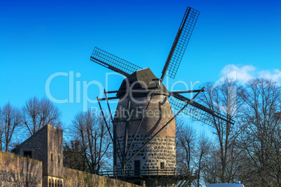 Windmill, monument to the city of Zons