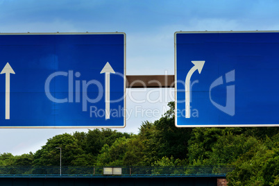 Directional sign on the motorway A 3