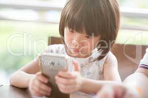 Child addicted to smart phone