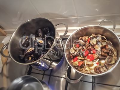 Cooking mussels and clams