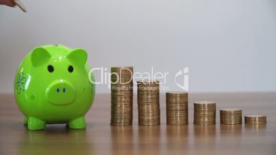 Saving Money with a Piggy Bank