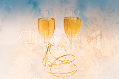 Two glasses of wine and tinsel