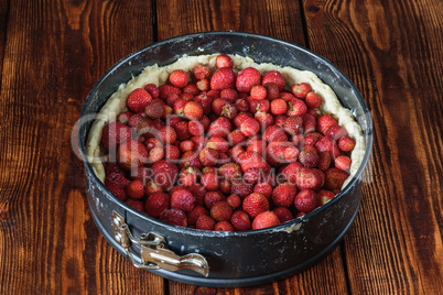 Cooking strawberry cake