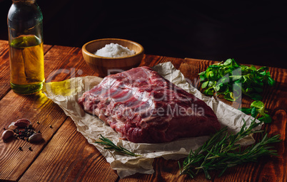 Raw Ribs with Greens and Spices