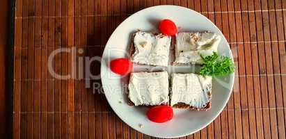 Bread with herb quark