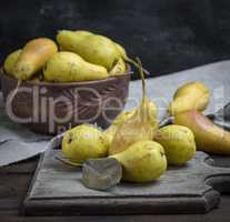 ripe fresh yellow pears