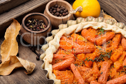 Pie with carrots and pumpkin