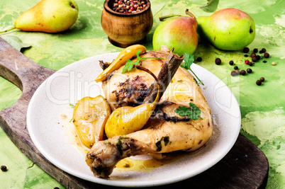 Chicken baked in pear sauce.