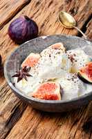 summer ice cream with figs