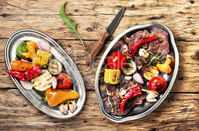 Beef meat with grilled vegetables