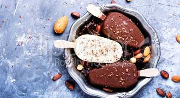 chocolate ice cream with nuts