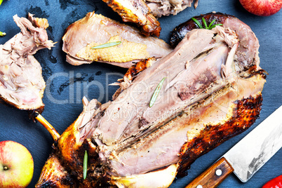 Roast duck with apples