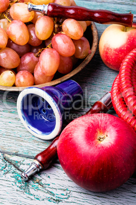 Hookah with autumn grapes