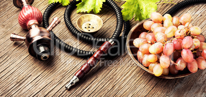 Hookah with autumn grapes