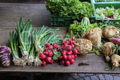 City market. Fresh vegetables. Fresh vegetables for sale.