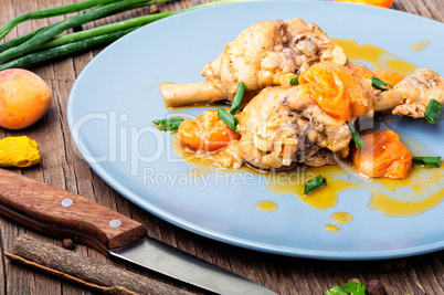 Chicken stewed in apricots