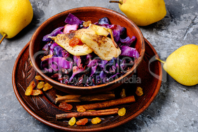 Salad of cabbage, pears and spices