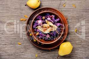 Salad of cabbage, pears and spices