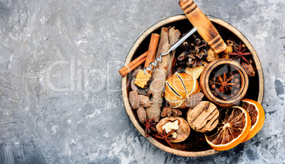 Ingredients for mulled wine
