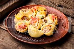 Pasta stuffed with meat
