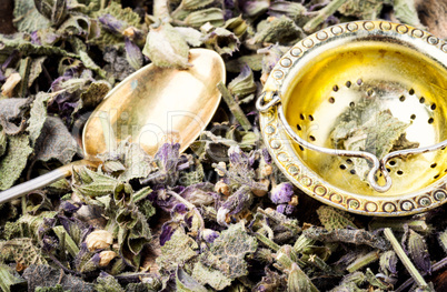 Natural medicine and herbs