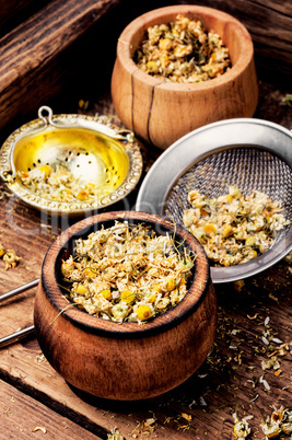 Dried chamomile flowers