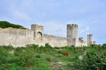 Blick zur Stadtmauer in Visby