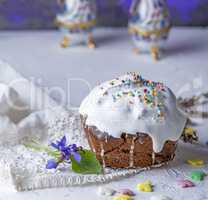 Easter baking with white sugar glaze