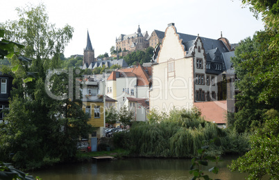 Lahn und Schloss in Marburg