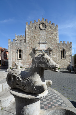 Minotaurus-Brunnen, Taormina